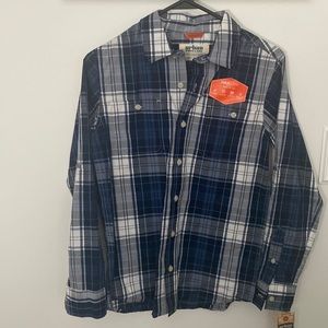 Urban Pipeline Boy Size Large long sleeve button down shirt.